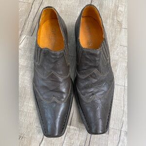 Guess Men’s Roy slip on leather square toe wing tips size 10 1/2 Brown